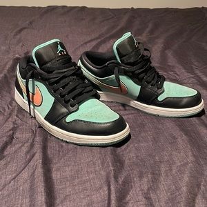 Air Jordan 1 Low SE ‘Tropical Twist’